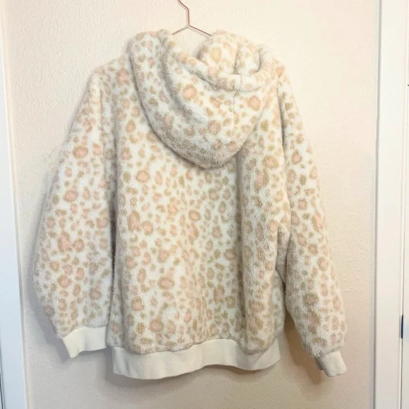 UGG Leopard Loyra Sherpa Hoodie Cozy Cabin Core Lounge Sweatshirt Medium - Picture 6 of 7
